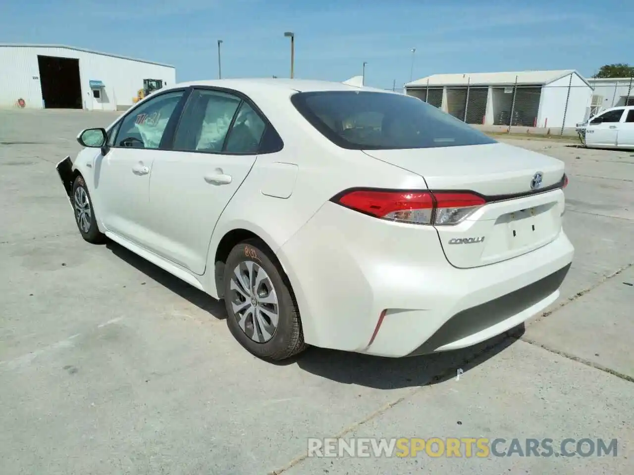 3 Photograph of a damaged car JTDEAMDE7MJ005924 TOYOTA COROLLA 2021