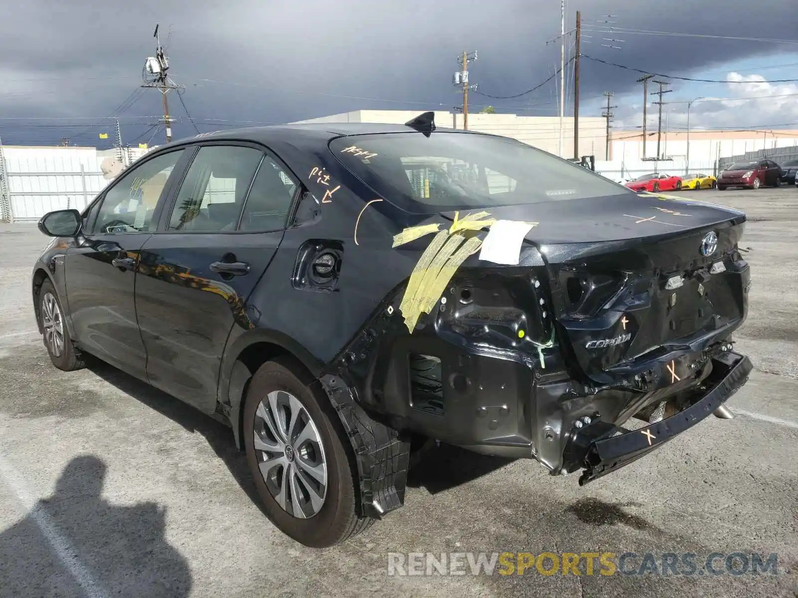 3 Photograph of a damaged car JTDEAMDE7MJ008595 TOYOTA COROLLA 2021