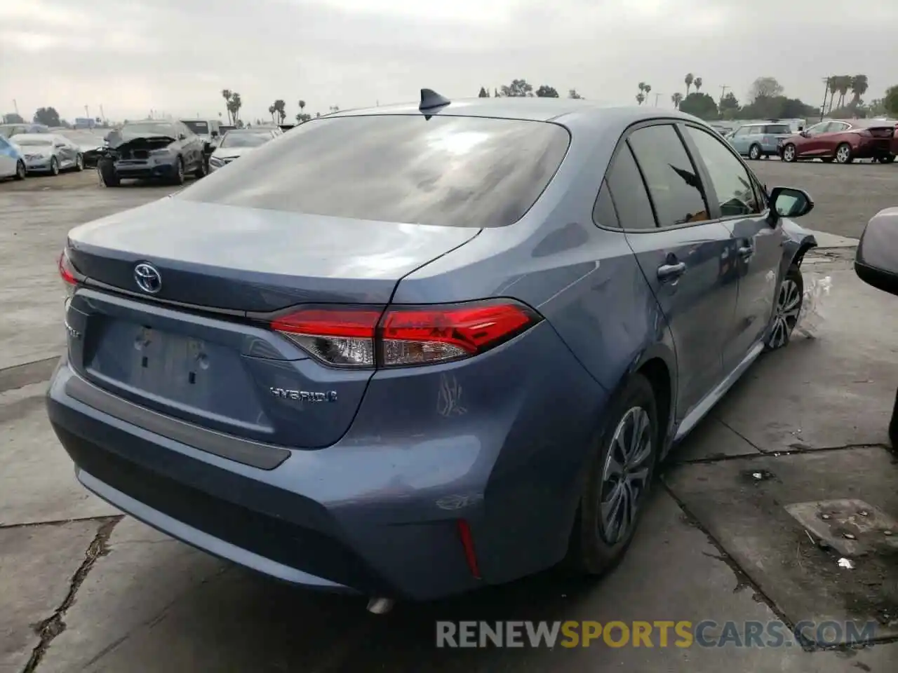 4 Photograph of a damaged car JTDEAMDE7MJ008841 TOYOTA COROLLA 2021