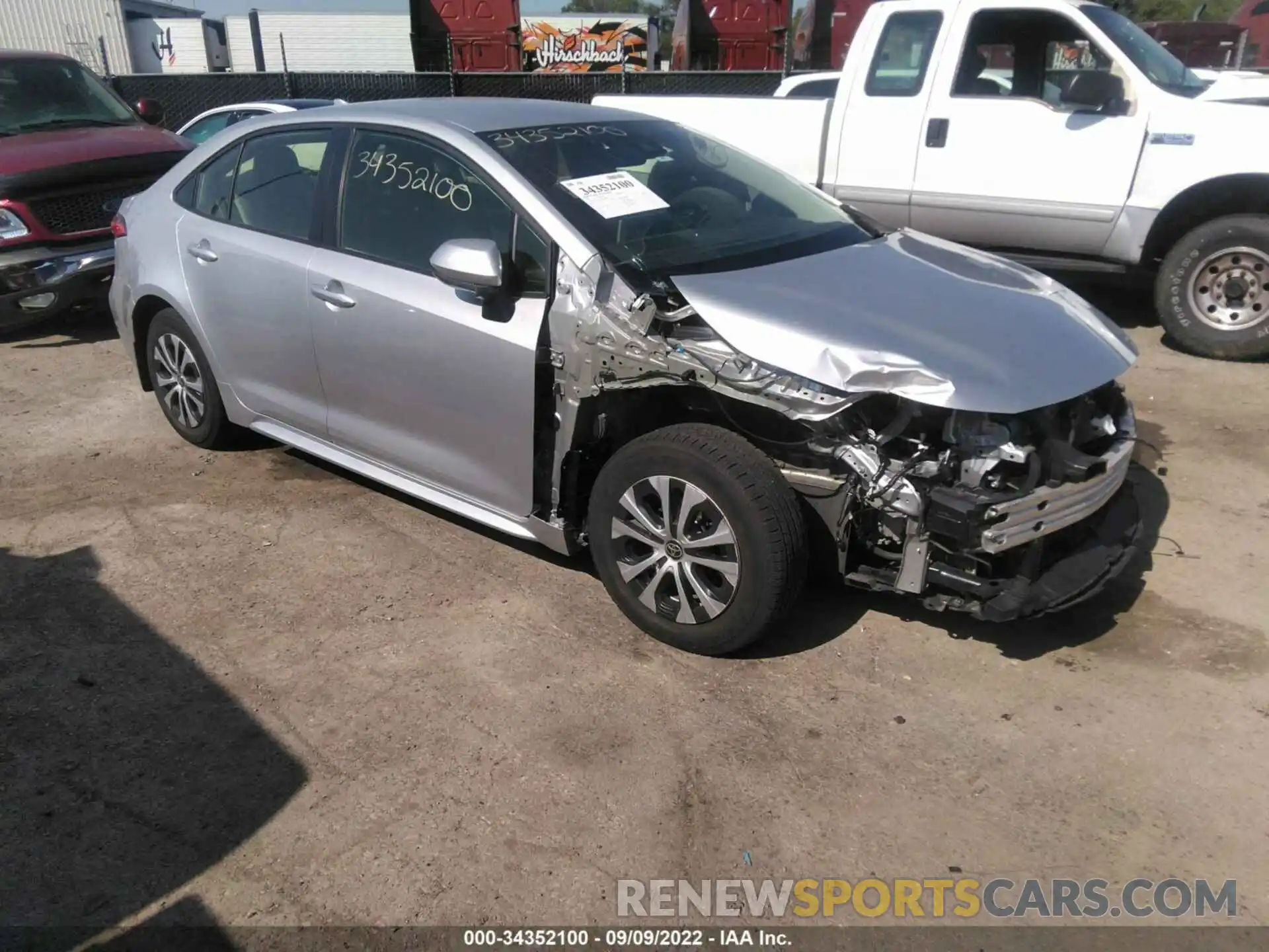 1 Photograph of a damaged car JTDEAMDE7MJ010590 TOYOTA COROLLA 2021