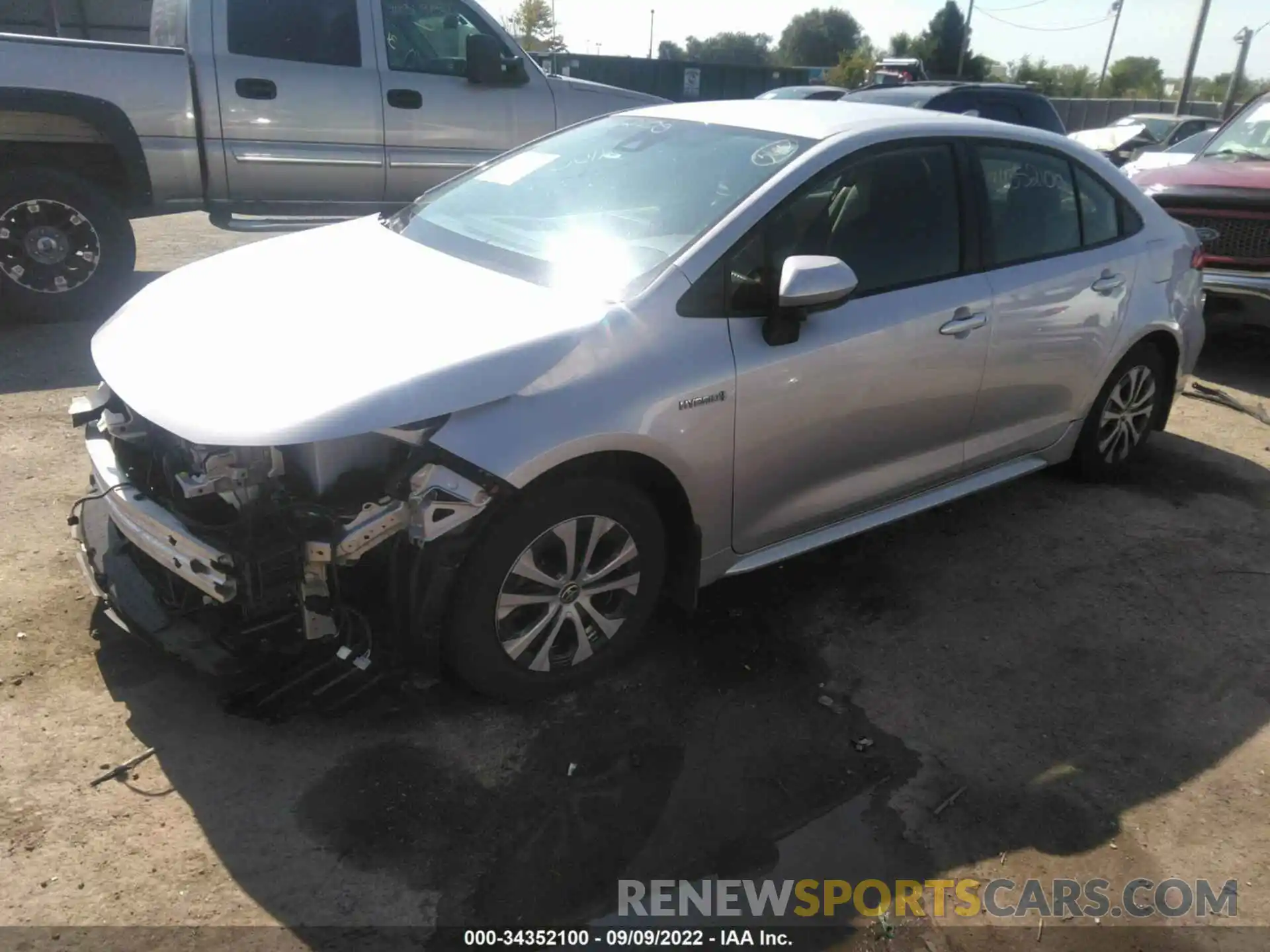 2 Photograph of a damaged car JTDEAMDE7MJ010590 TOYOTA COROLLA 2021