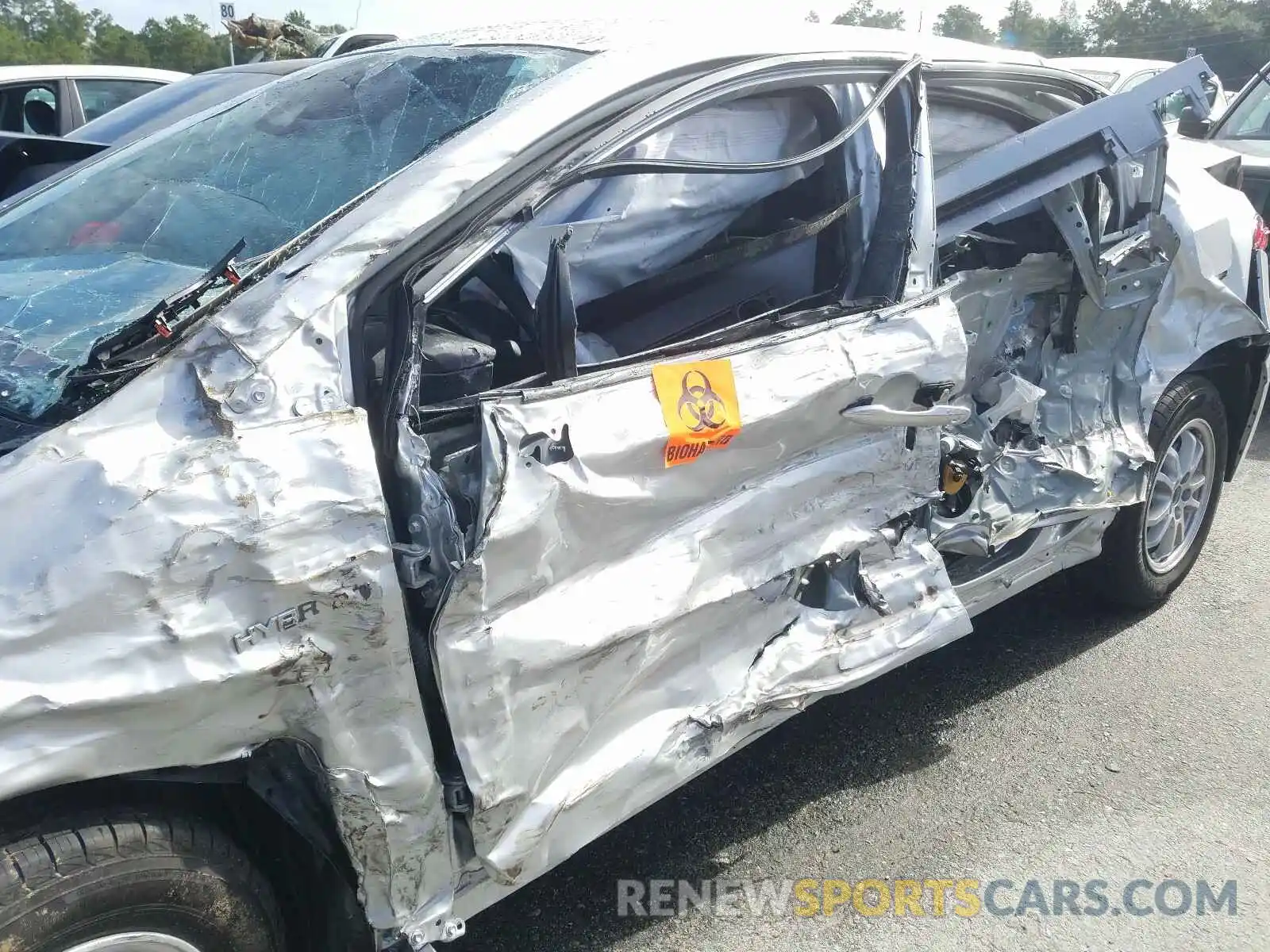 10 Photograph of a damaged car JTDEAMDE7MJ010928 TOYOTA COROLLA 2021