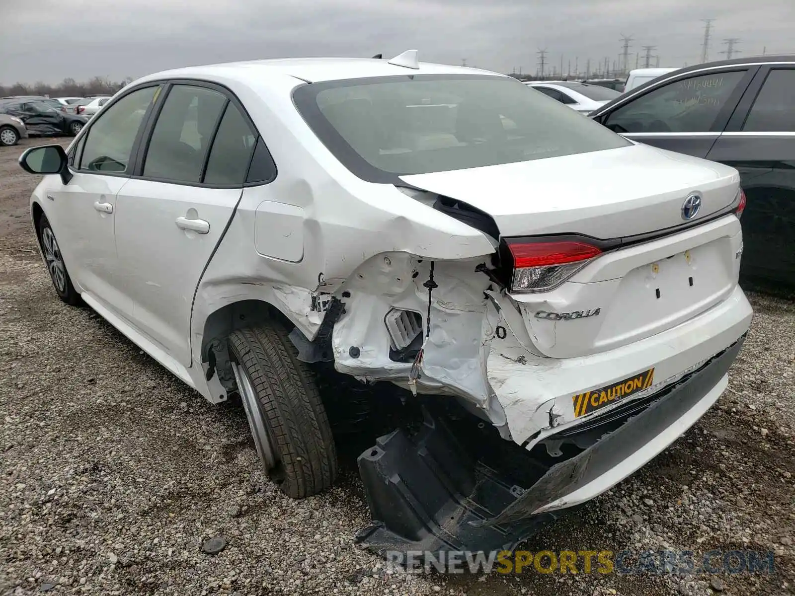 3 Photograph of a damaged car JTDEAMDE7MJ011920 TOYOTA COROLLA 2021