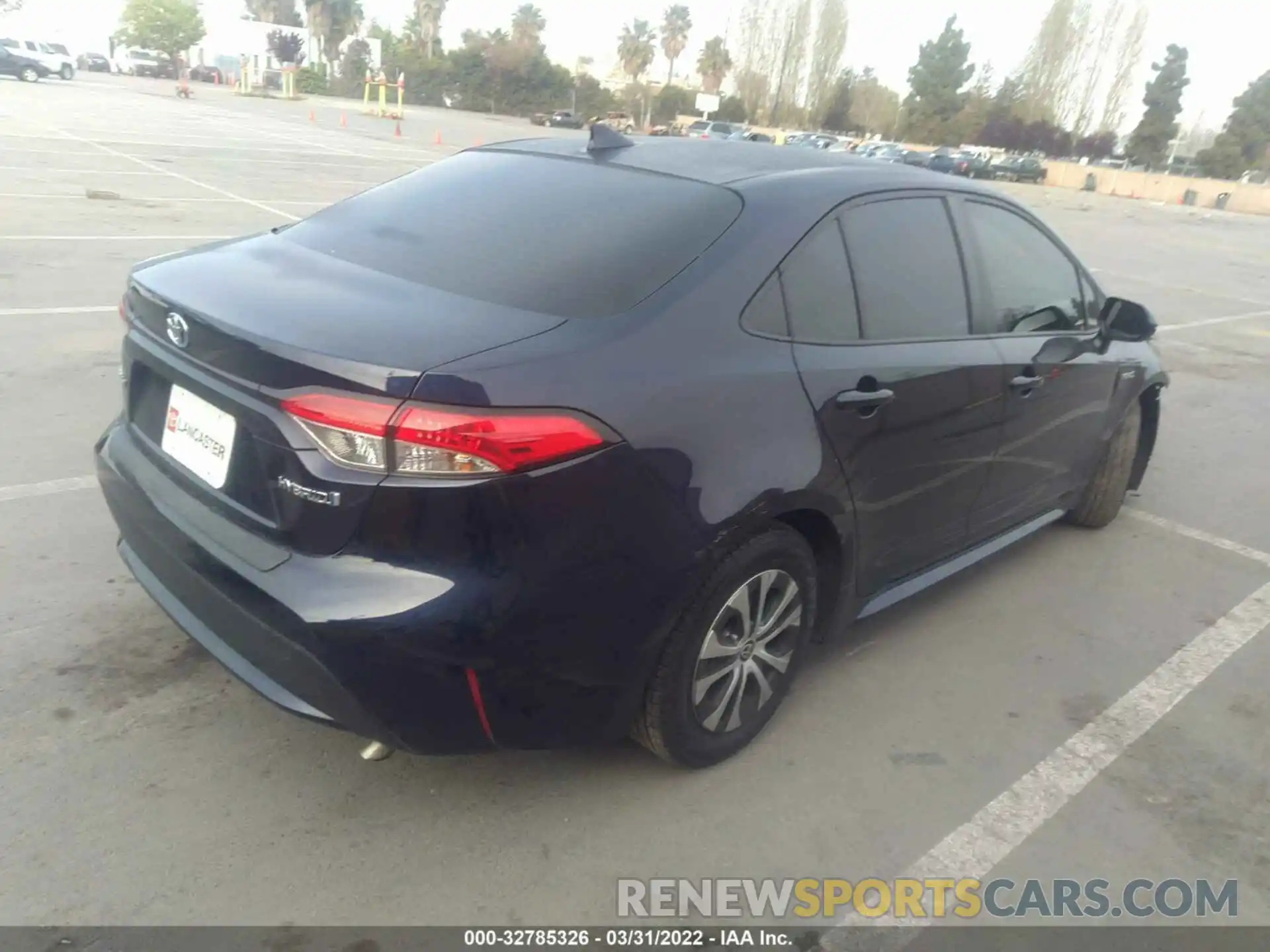 4 Photograph of a damaged car JTDEAMDE7MJ012727 TOYOTA COROLLA 2021