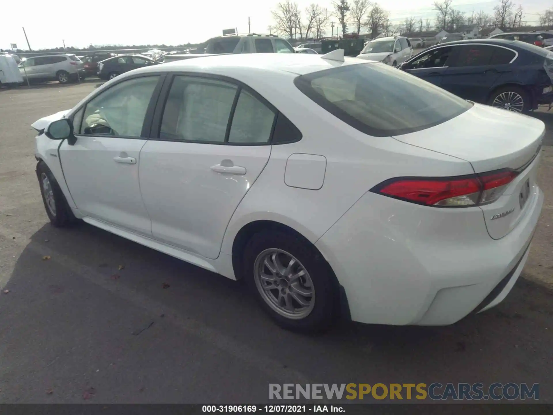 3 Photograph of a damaged car JTDEAMDE7MJ013151 TOYOTA COROLLA 2021