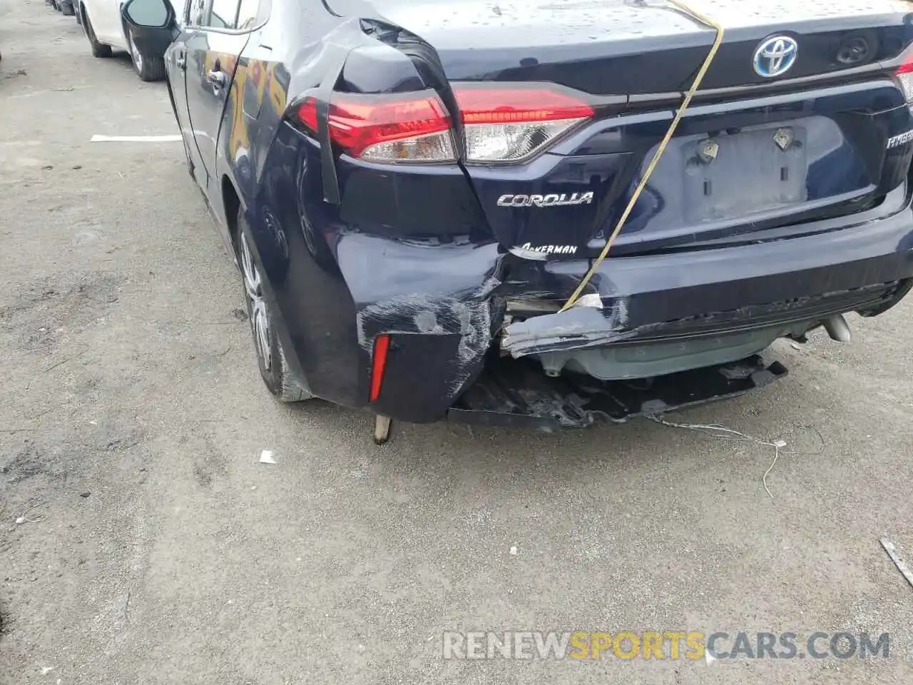 9 Photograph of a damaged car JTDEAMDE7MJ013683 TOYOTA COROLLA 2021