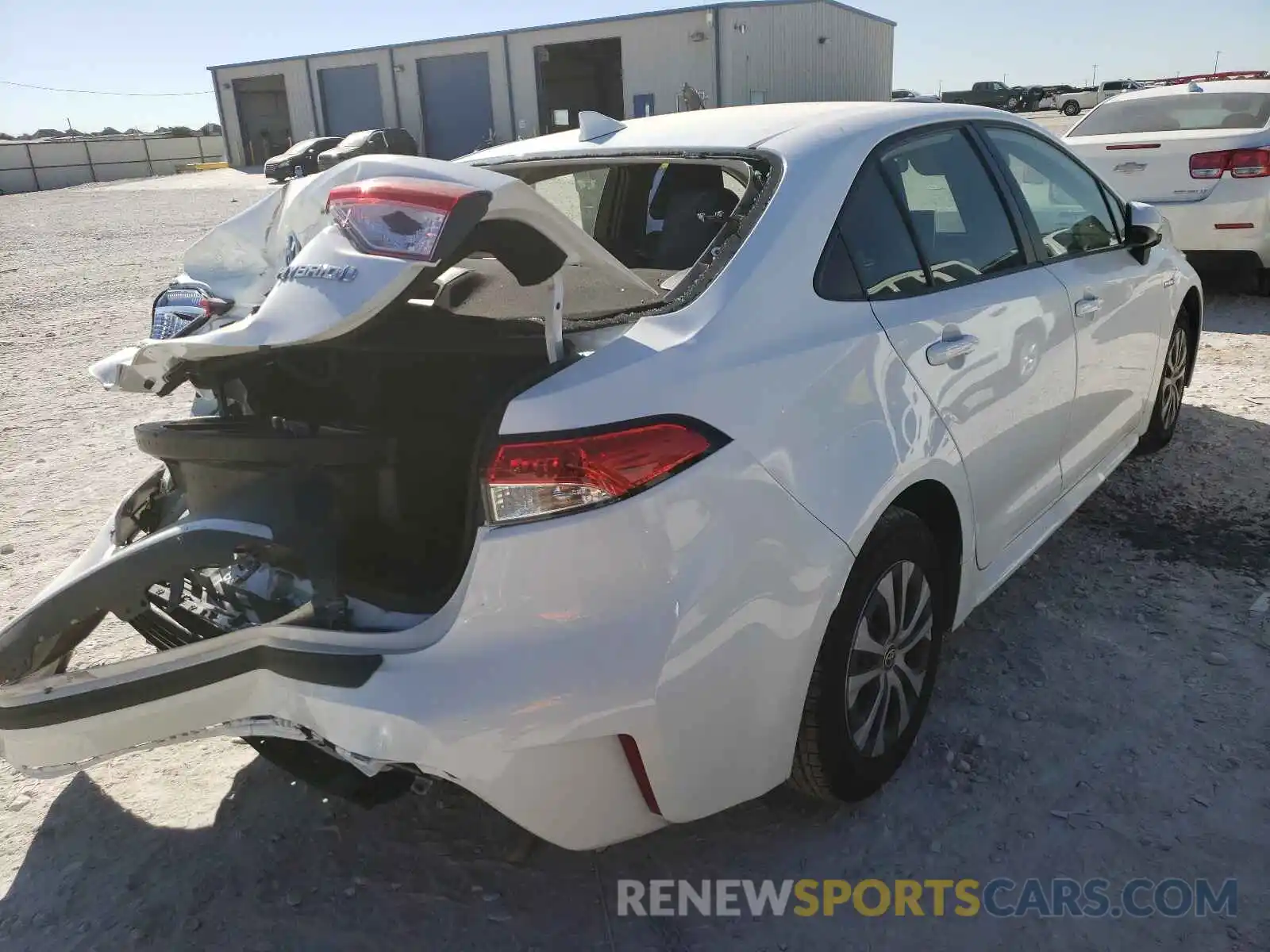 4 Photograph of a damaged car JTDEAMDE7MJ020715 TOYOTA COROLLA 2021