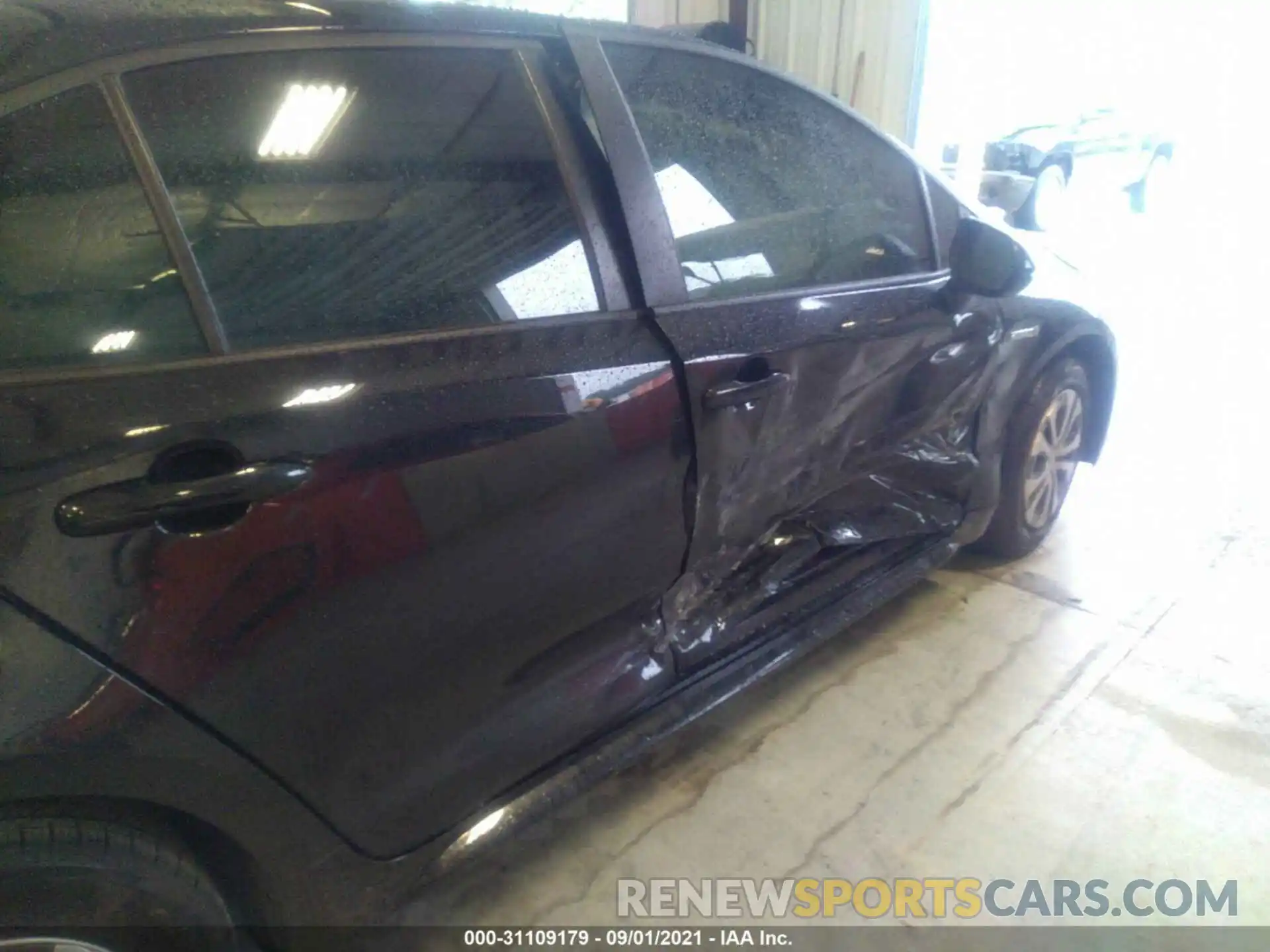 6 Photograph of a damaged car JTDEAMDE7MJ021489 TOYOTA COROLLA 2021