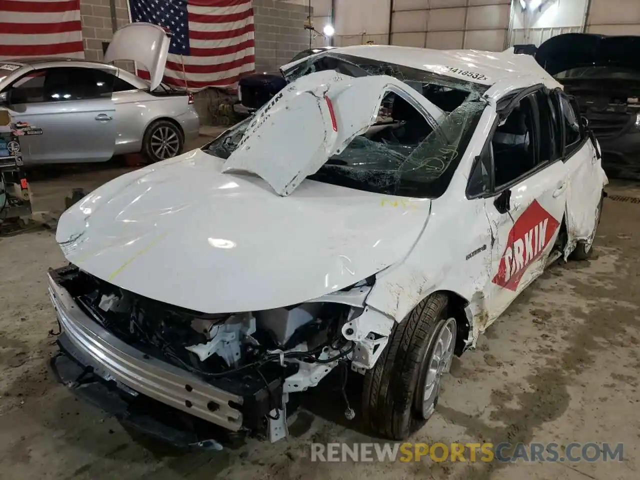 2 Photograph of a damaged car JTDEAMDE7MJ033142 TOYOTA COROLLA 2021