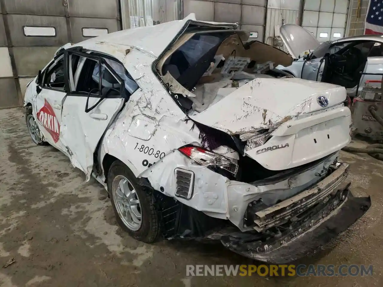 3 Photograph of a damaged car JTDEAMDE7MJ033142 TOYOTA COROLLA 2021