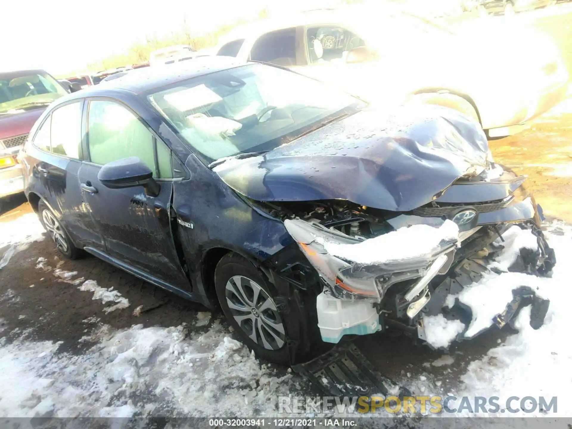 1 Photograph of a damaged car JTDEAMDE7MJ033173 TOYOTA COROLLA 2021