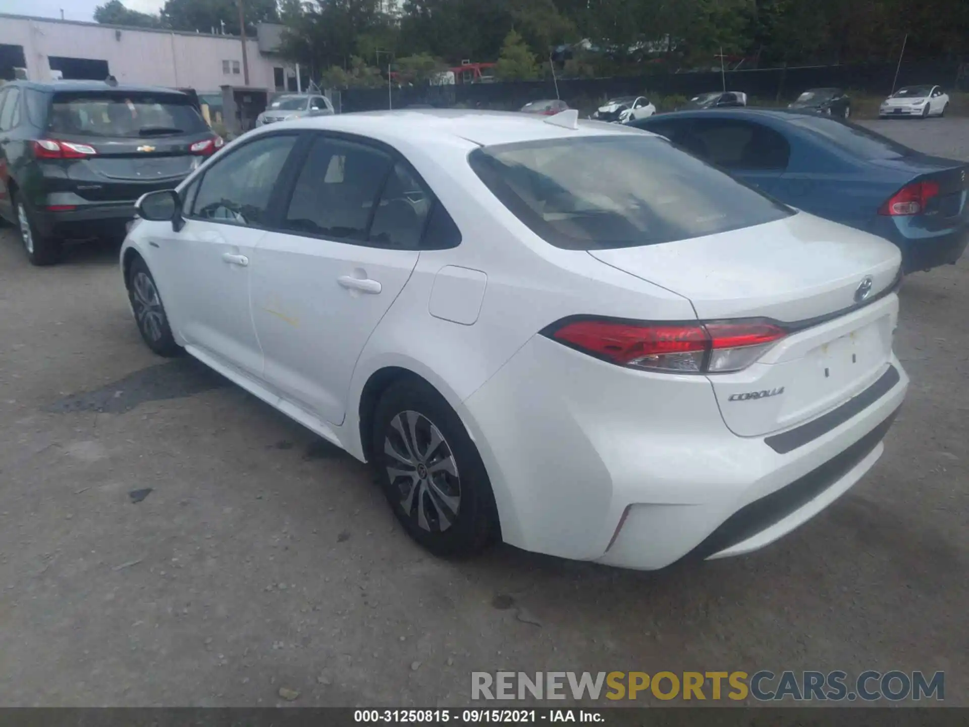 3 Photograph of a damaged car JTDEAMDE7MJ034971 TOYOTA COROLLA 2021