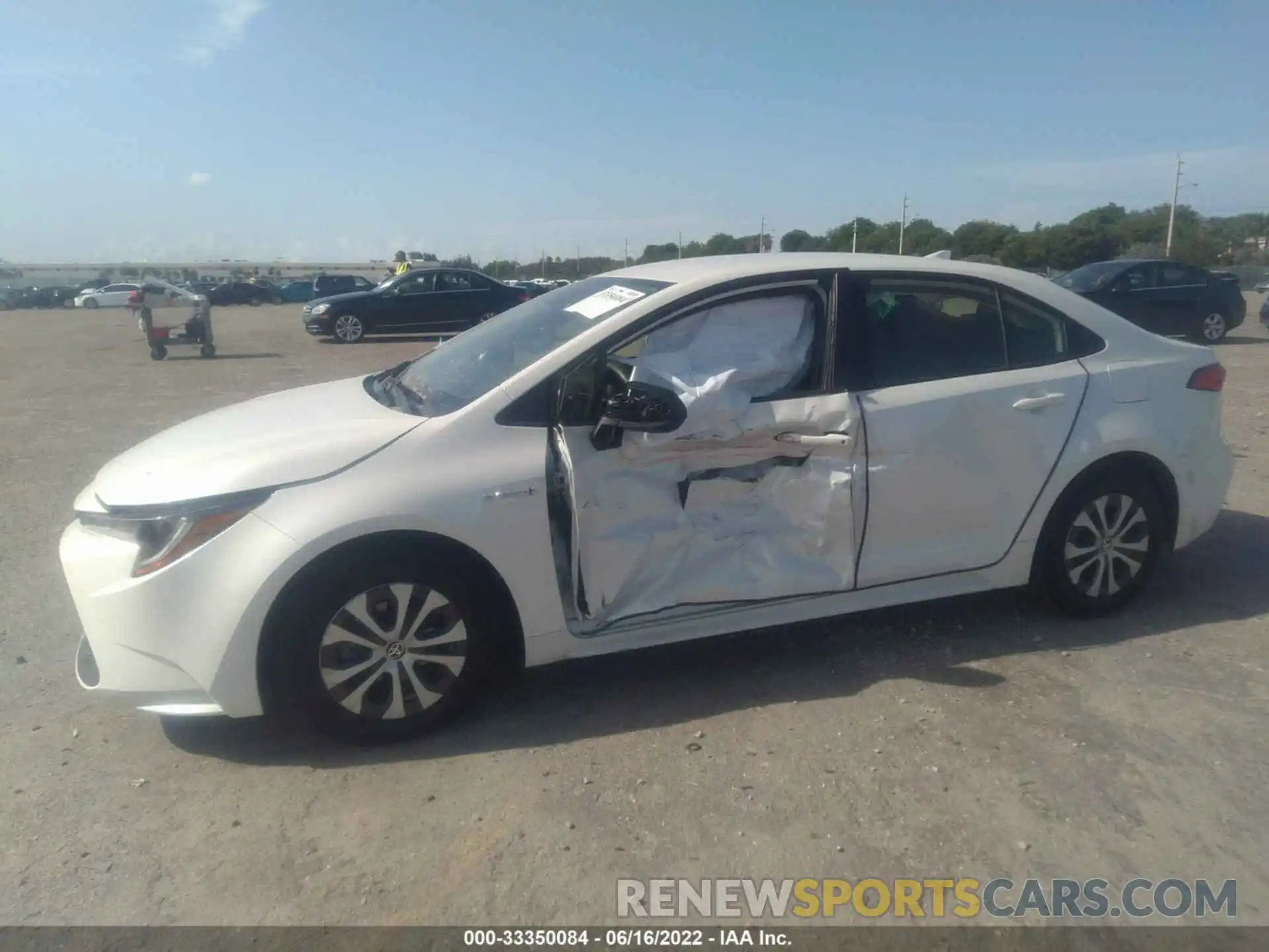 6 Photograph of a damaged car JTDEAMDE7MJ035313 TOYOTA COROLLA 2021