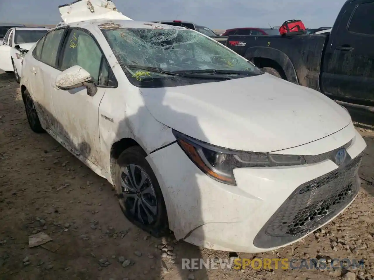 1 Photograph of a damaged car JTDEAMDE8MJ001431 TOYOTA COROLLA 2021