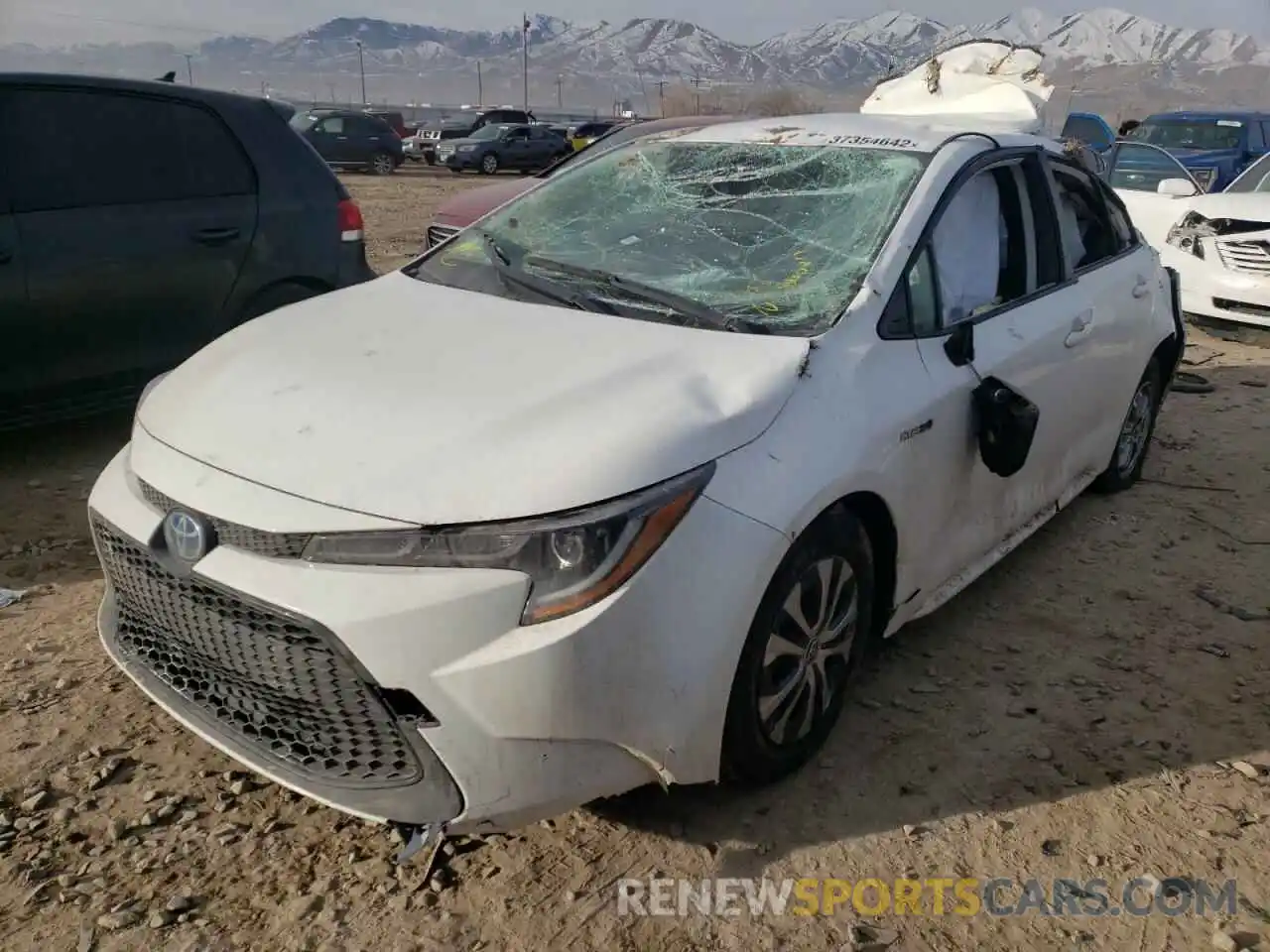 2 Photograph of a damaged car JTDEAMDE8MJ001431 TOYOTA COROLLA 2021