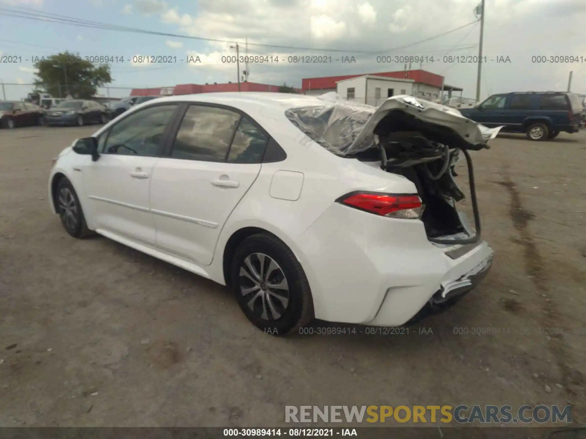 3 Photograph of a damaged car JTDEAMDE8MJ001719 TOYOTA COROLLA 2021