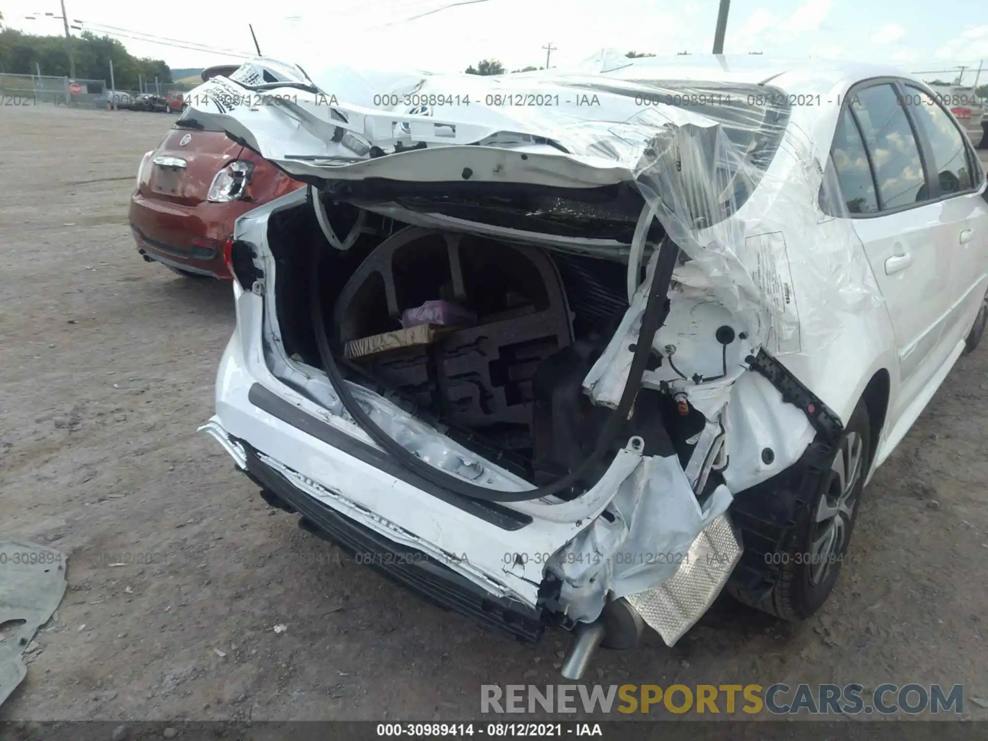 6 Photograph of a damaged car JTDEAMDE8MJ001719 TOYOTA COROLLA 2021