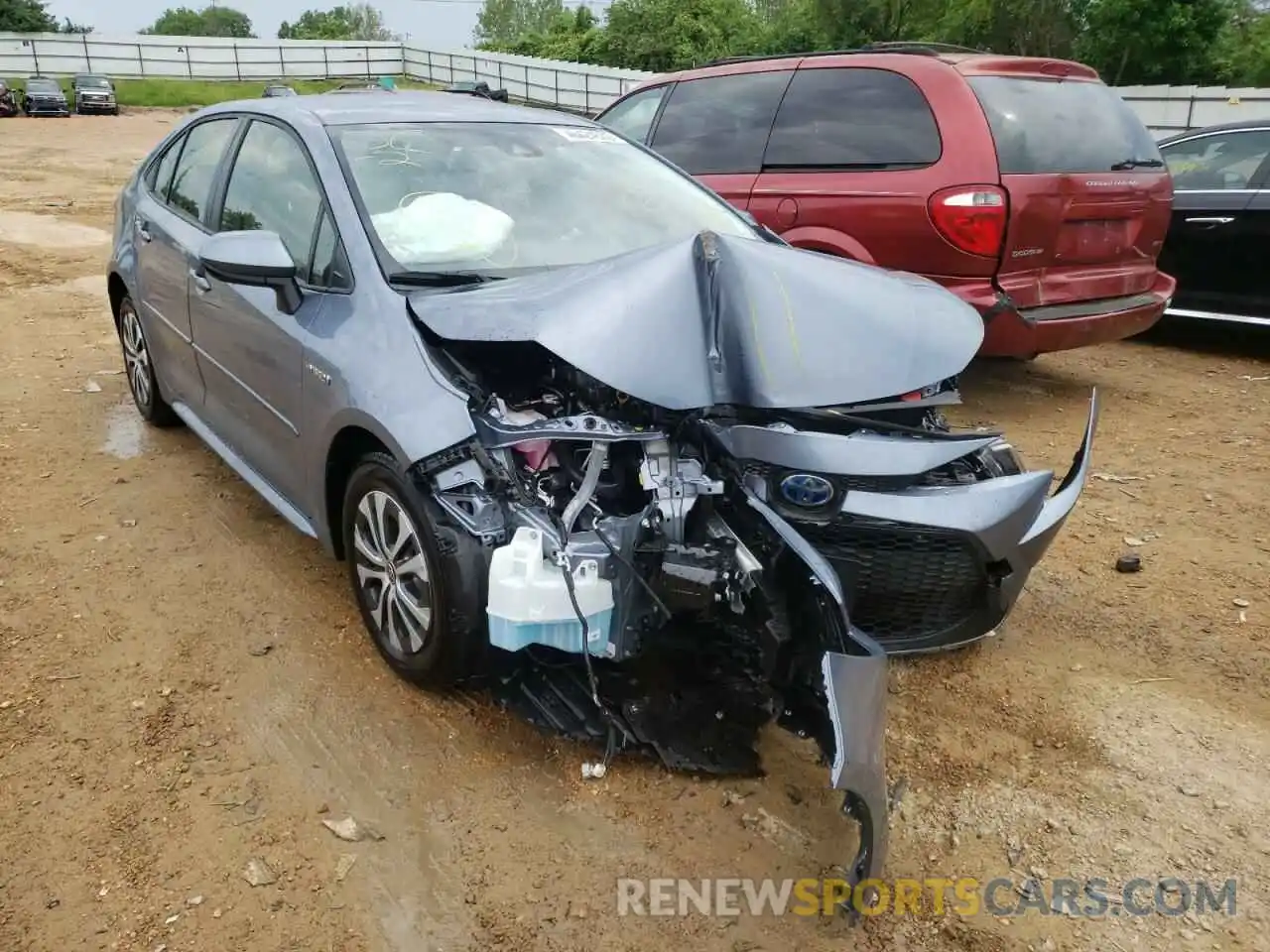 1 Photograph of a damaged car JTDEAMDE8MJ002627 TOYOTA COROLLA 2021