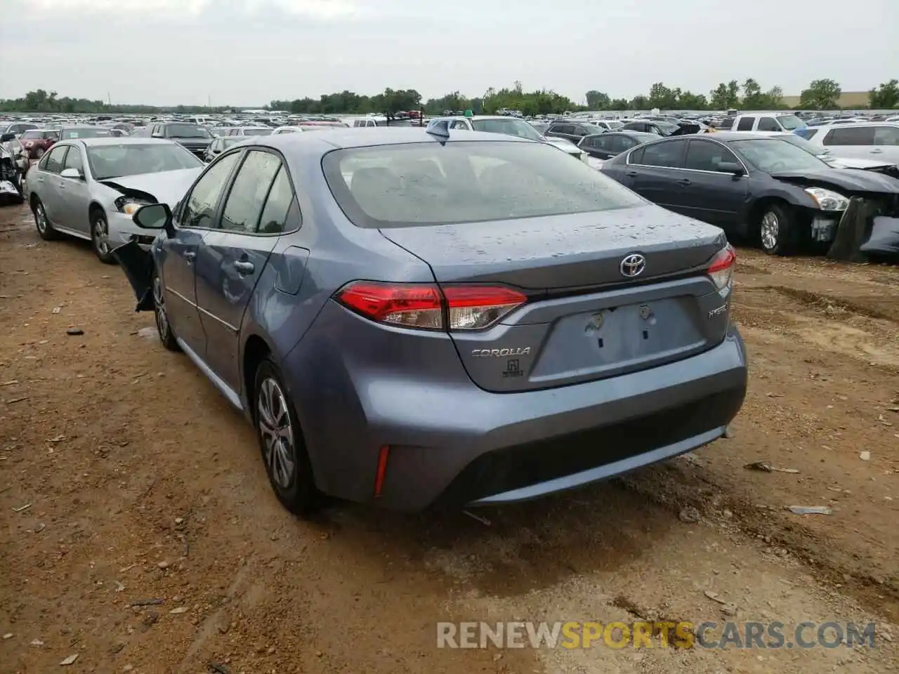 3 Photograph of a damaged car JTDEAMDE8MJ002627 TOYOTA COROLLA 2021