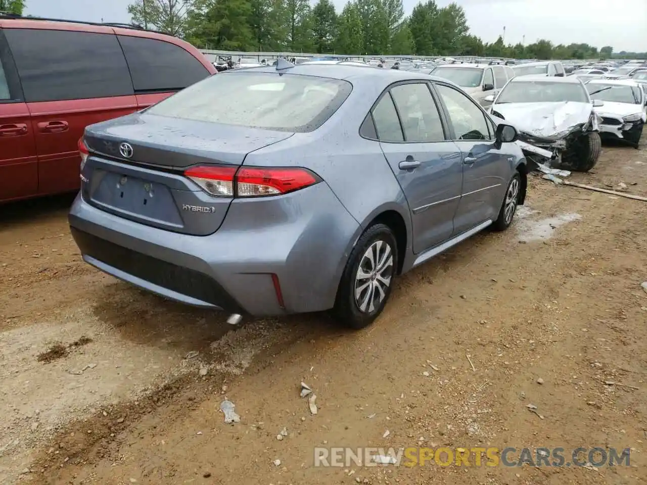 4 Photograph of a damaged car JTDEAMDE8MJ002627 TOYOTA COROLLA 2021