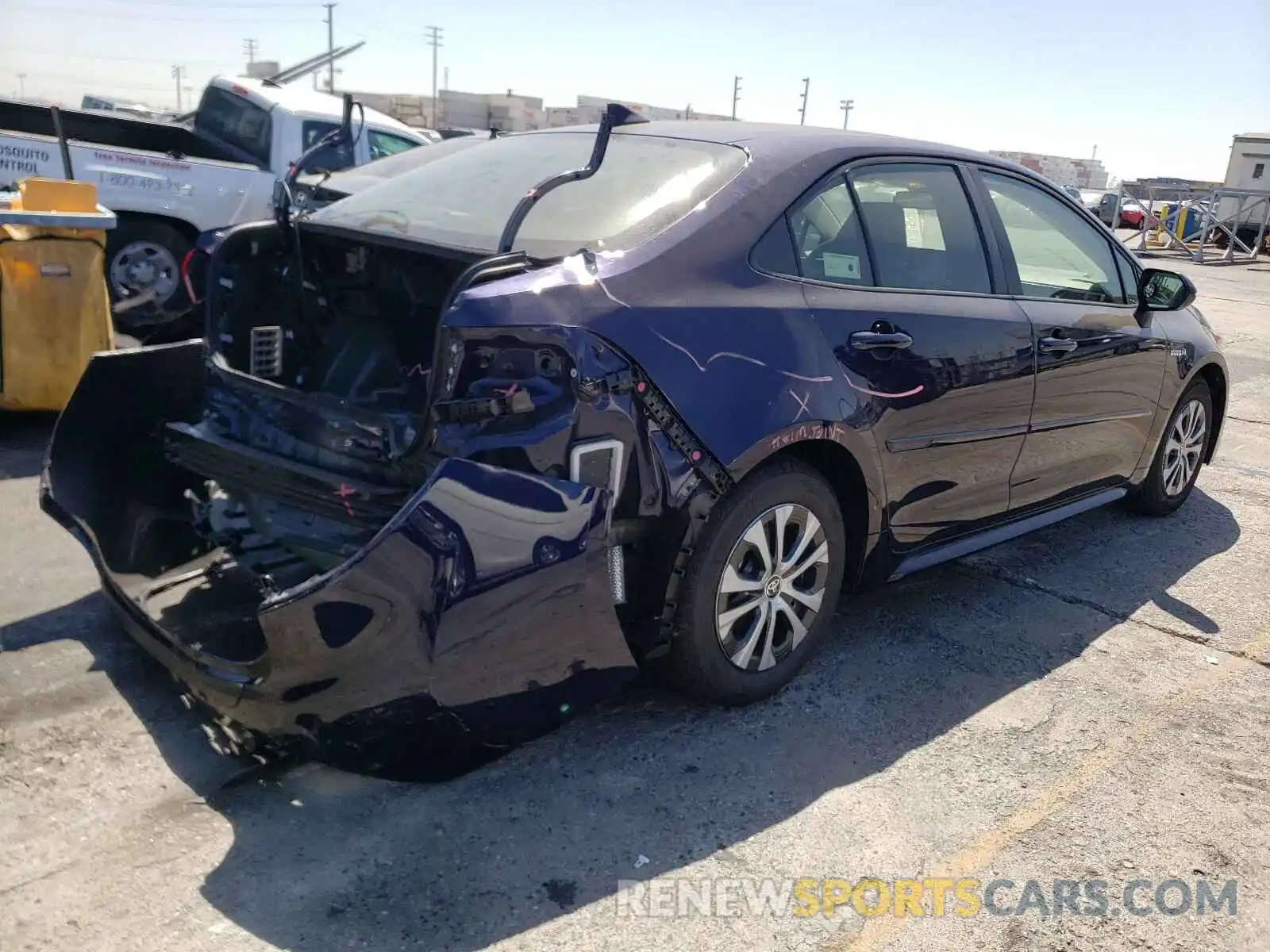 4 Photograph of a damaged car JTDEAMDE8MJ002840 TOYOTA COROLLA 2021