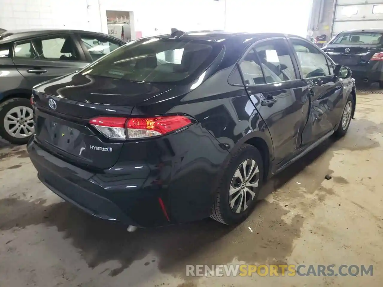 4 Photograph of a damaged car JTDEAMDE8MJ004328 TOYOTA COROLLA 2021