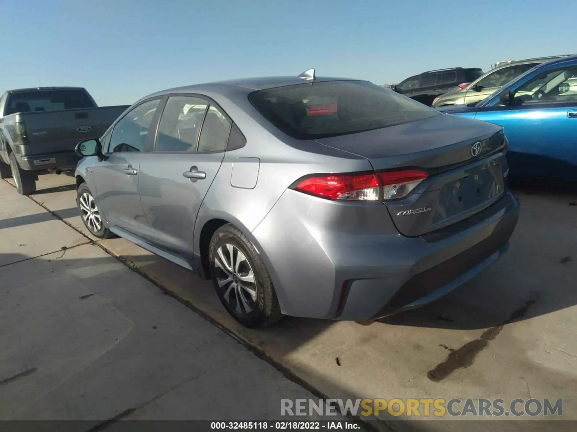 3 Photograph of a damaged car JTDEAMDE8MJ005091 TOYOTA COROLLA 2021