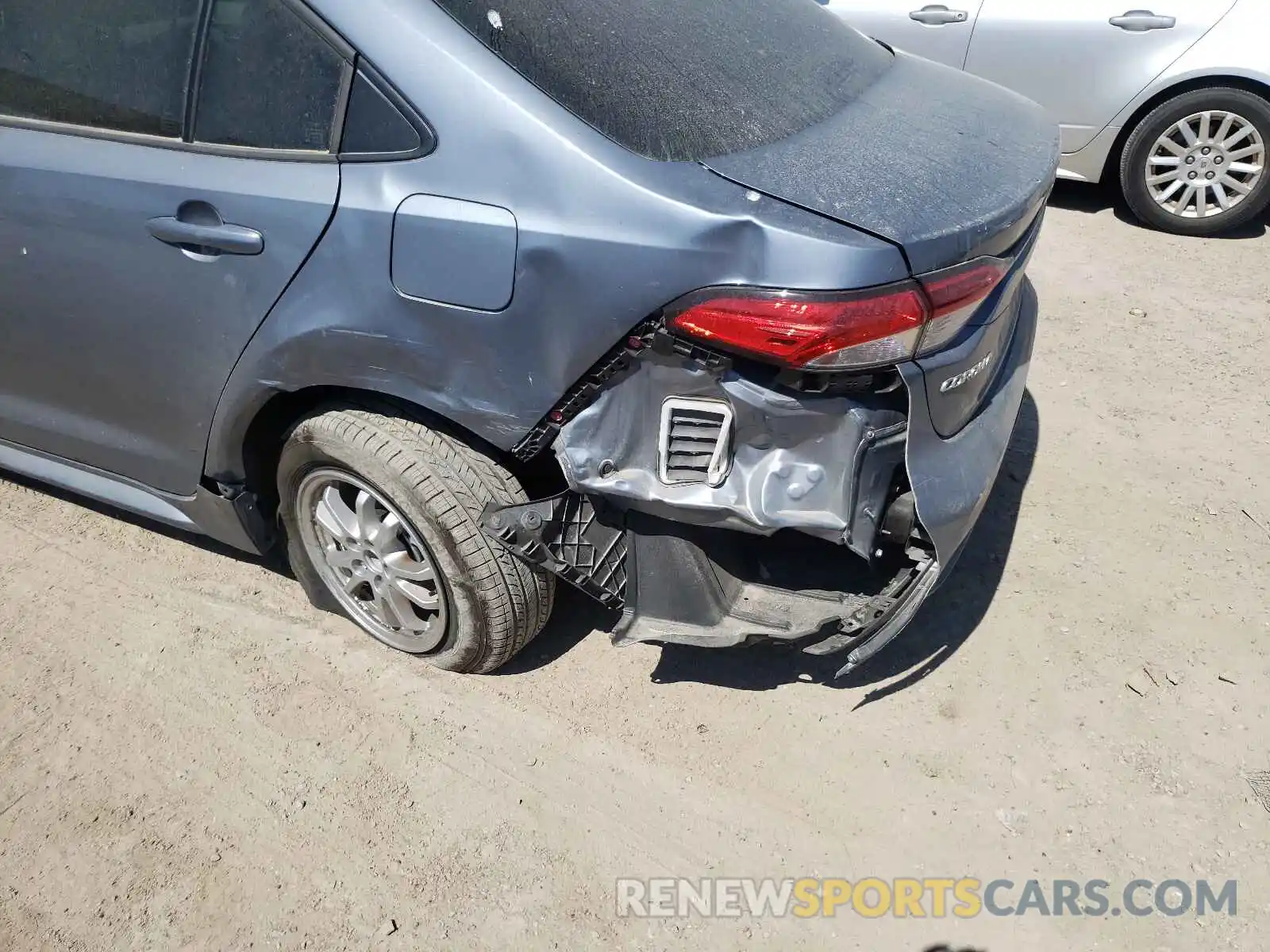 9 Photograph of a damaged car JTDEAMDE8MJ007472 TOYOTA COROLLA 2021