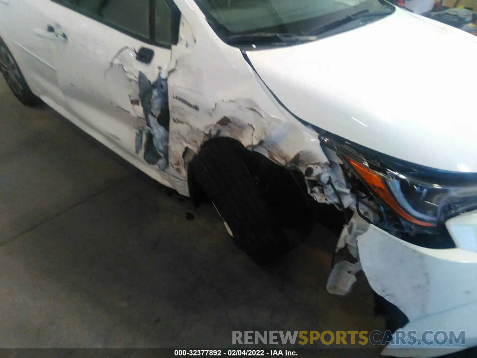 6 Photograph of a damaged car JTDEAMDE8MJ009190 TOYOTA COROLLA 2021