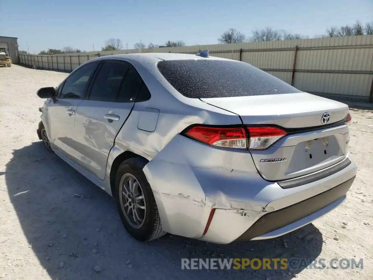 3 Photograph of a damaged car JTDEAMDE8MJ013174 TOYOTA COROLLA 2021