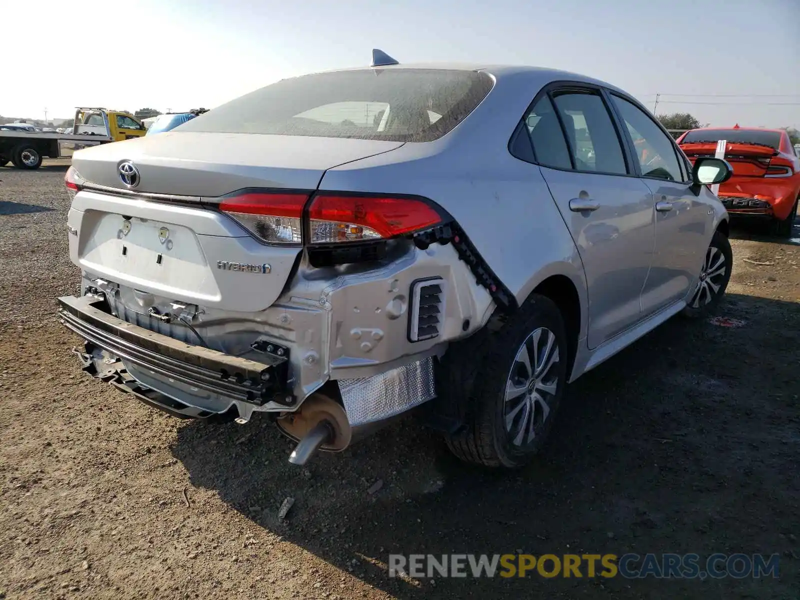 4 Photograph of a damaged car JTDEAMDE8MJ014891 TOYOTA COROLLA 2021