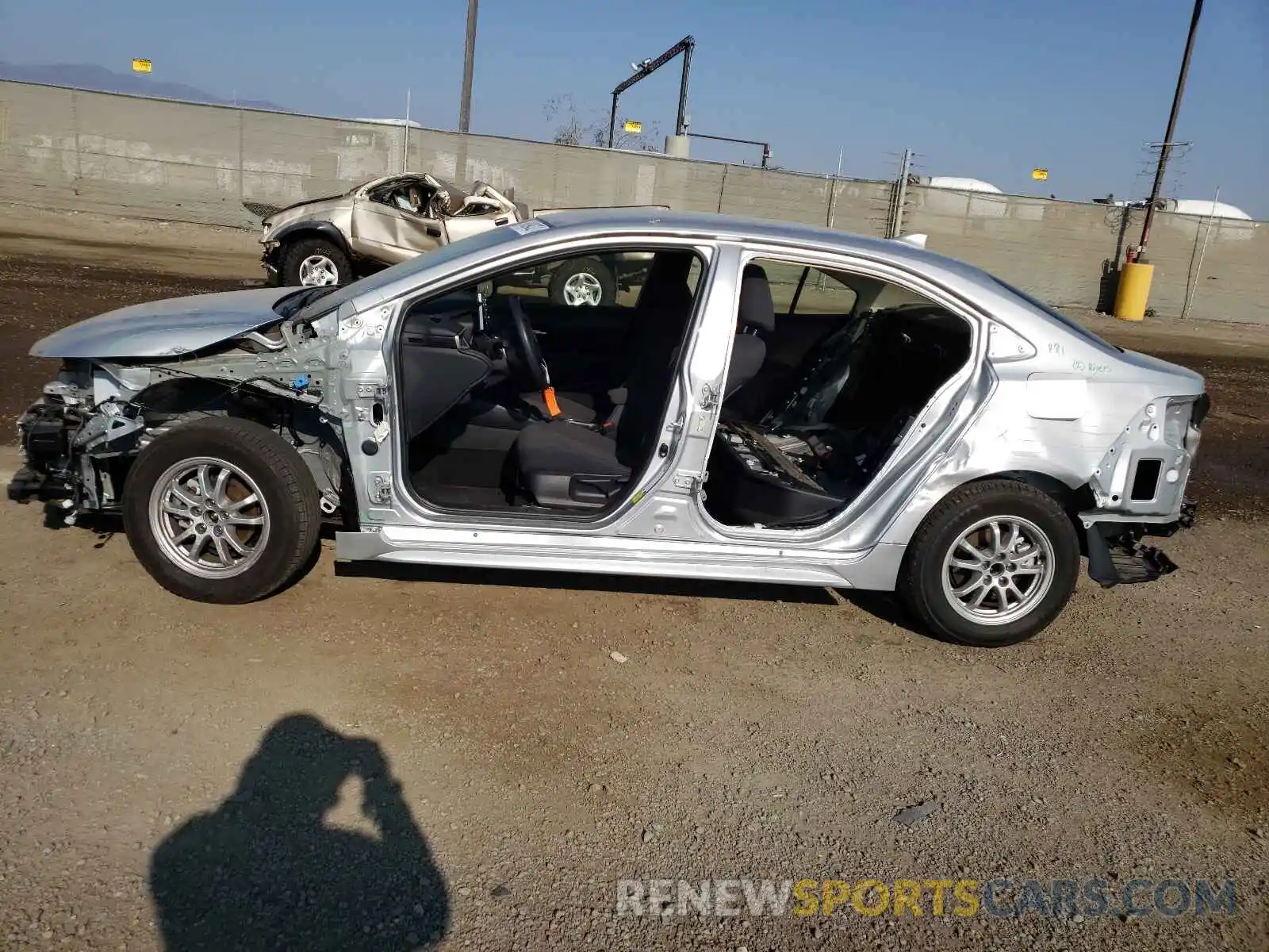 9 Photograph of a damaged car JTDEAMDE8MJ014891 TOYOTA COROLLA 2021