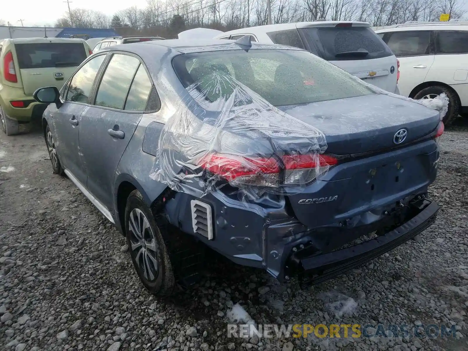 3 Photograph of a damaged car JTDEAMDE8MJ016172 TOYOTA COROLLA 2021