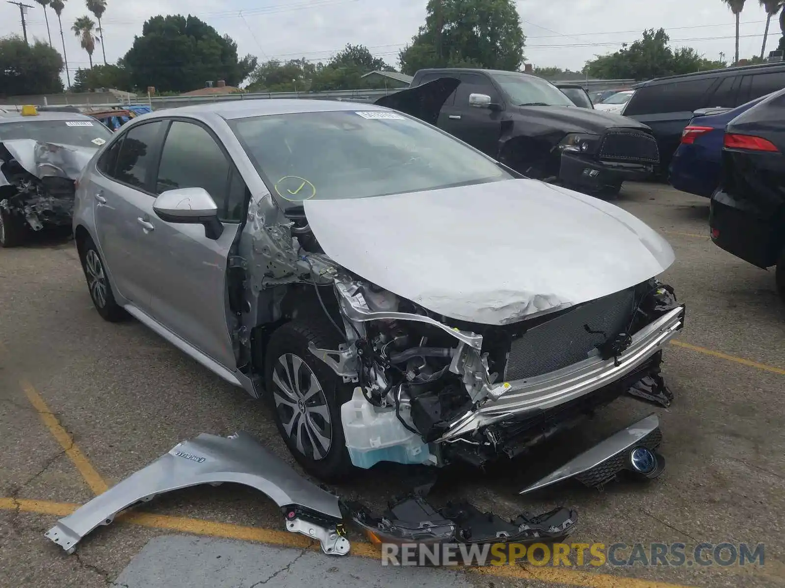 1 Photograph of a damaged car JTDEAMDE8MJ017547 TOYOTA COROLLA 2021