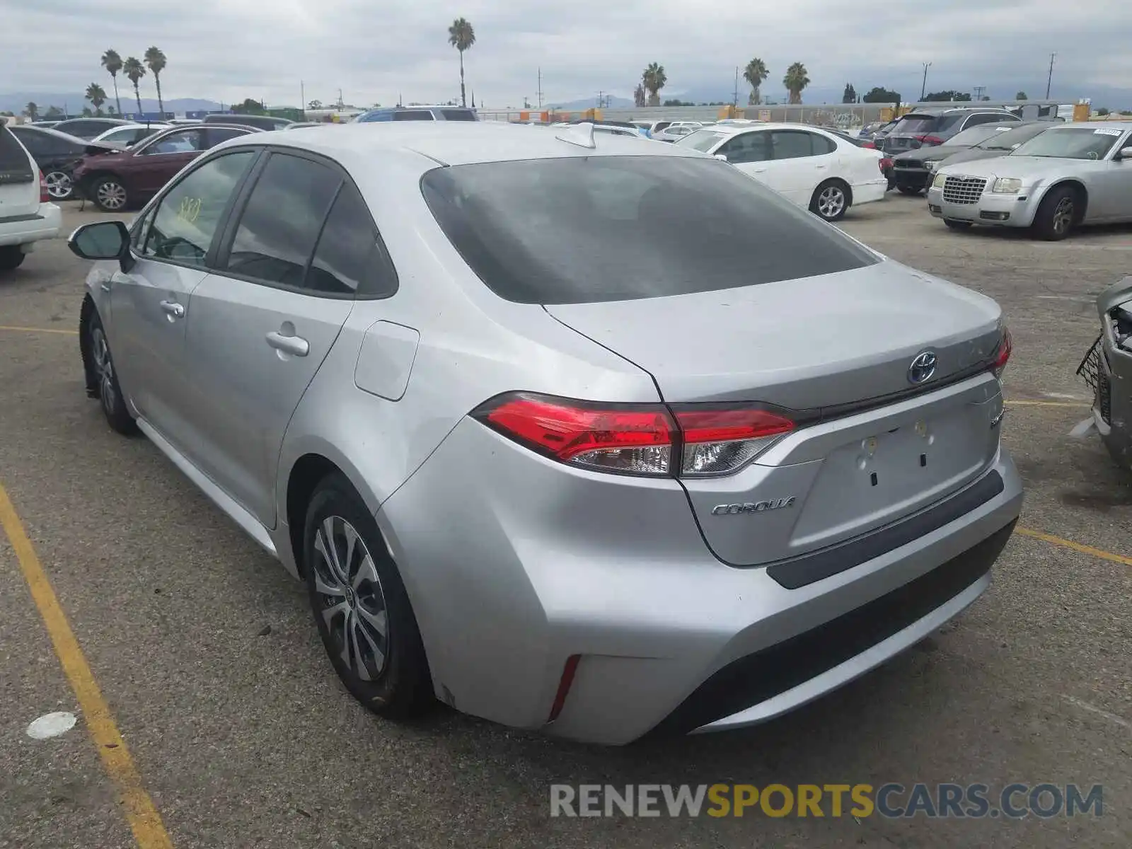 3 Photograph of a damaged car JTDEAMDE8MJ017547 TOYOTA COROLLA 2021