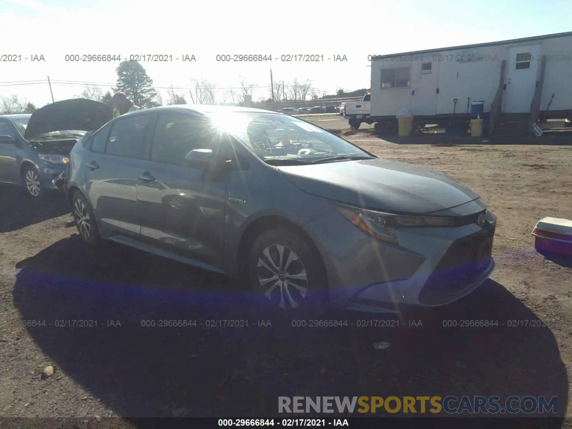 1 Photograph of a damaged car JTDEAMDE8MJ018312 TOYOTA COROLLA 2021