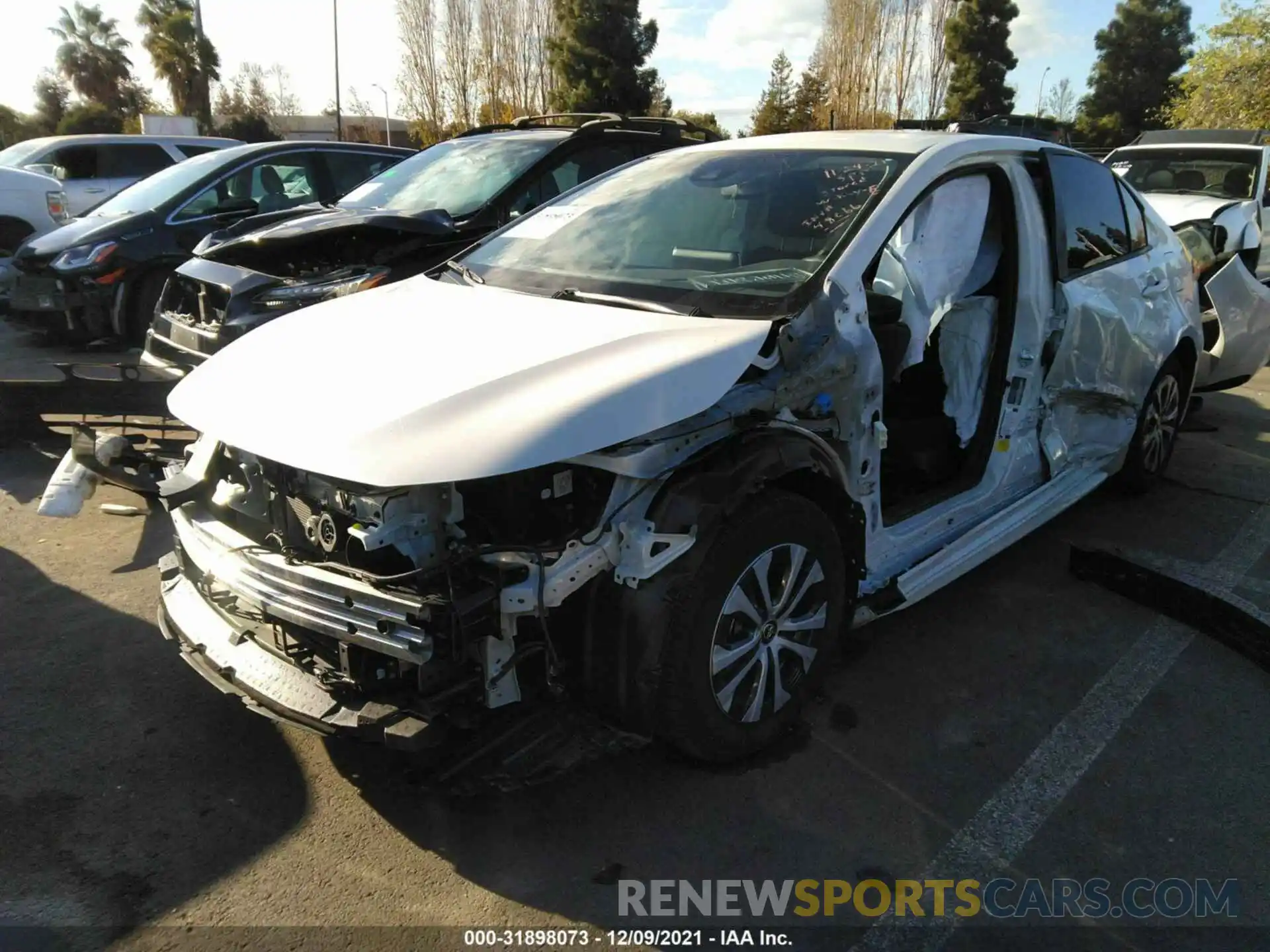 2 Photograph of a damaged car JTDEAMDE8MJ019833 TOYOTA COROLLA 2021