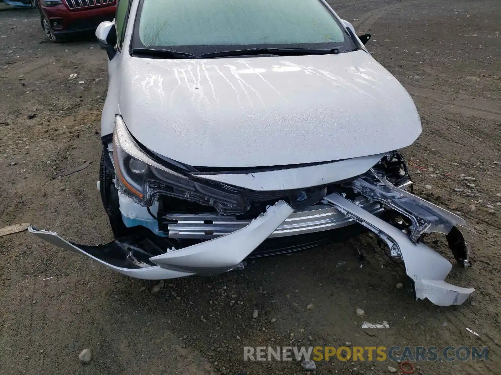 9 Photograph of a damaged car JTDEAMDE8MJ020304 TOYOTA COROLLA 2021