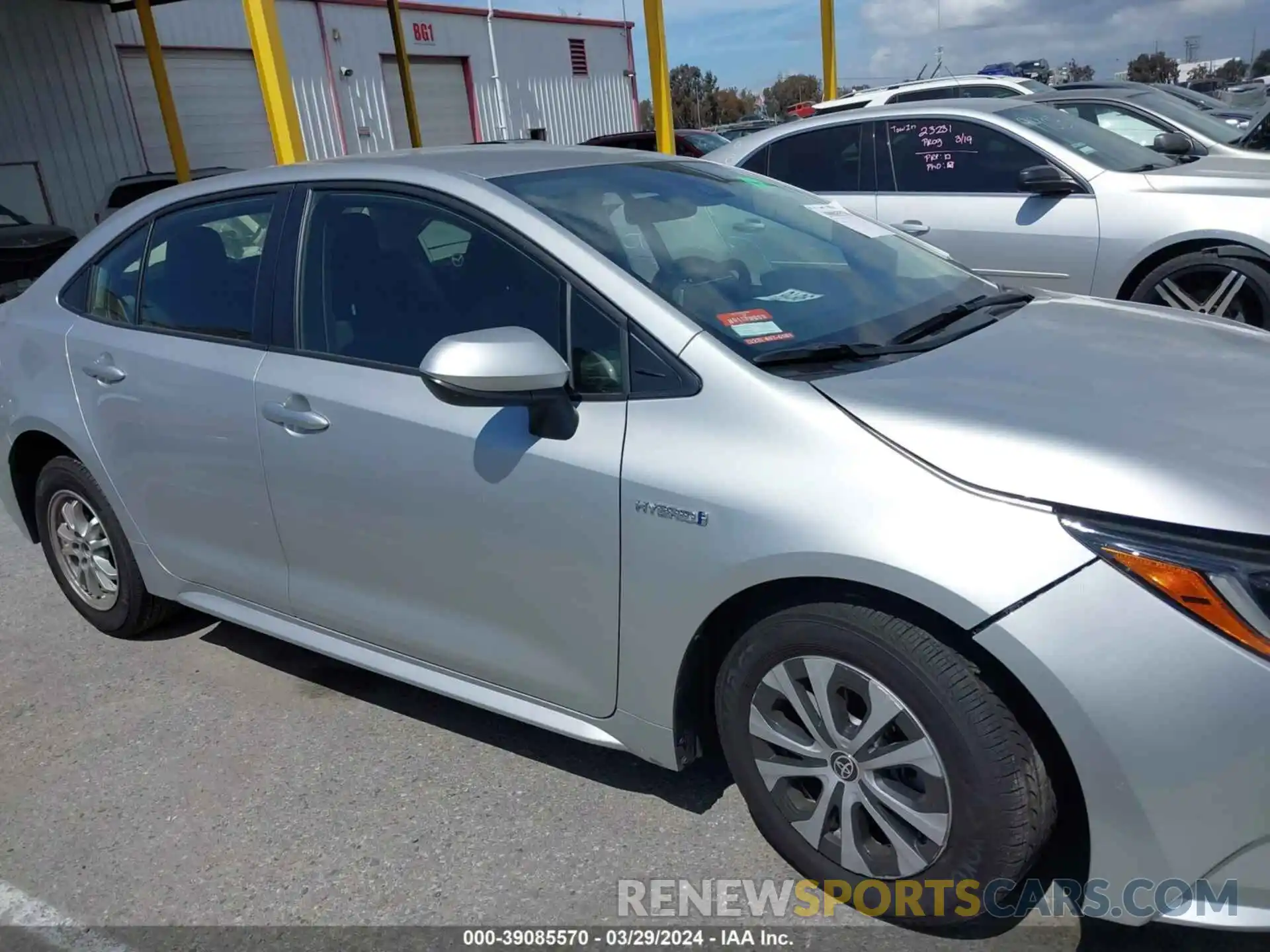 13 Photograph of a damaged car JTDEAMDE8MJ020710 TOYOTA COROLLA 2021