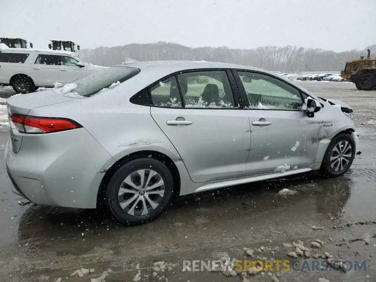 3 Photograph of a damaged car JTDEAMDE8MJ022795 TOYOTA COROLLA 2021