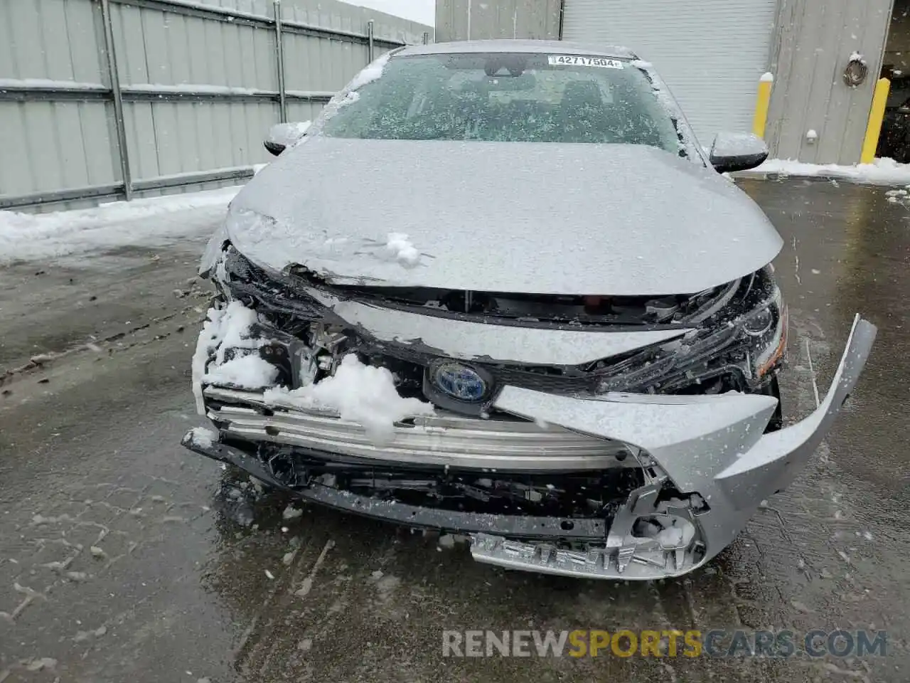 5 Photograph of a damaged car JTDEAMDE8MJ022795 TOYOTA COROLLA 2021