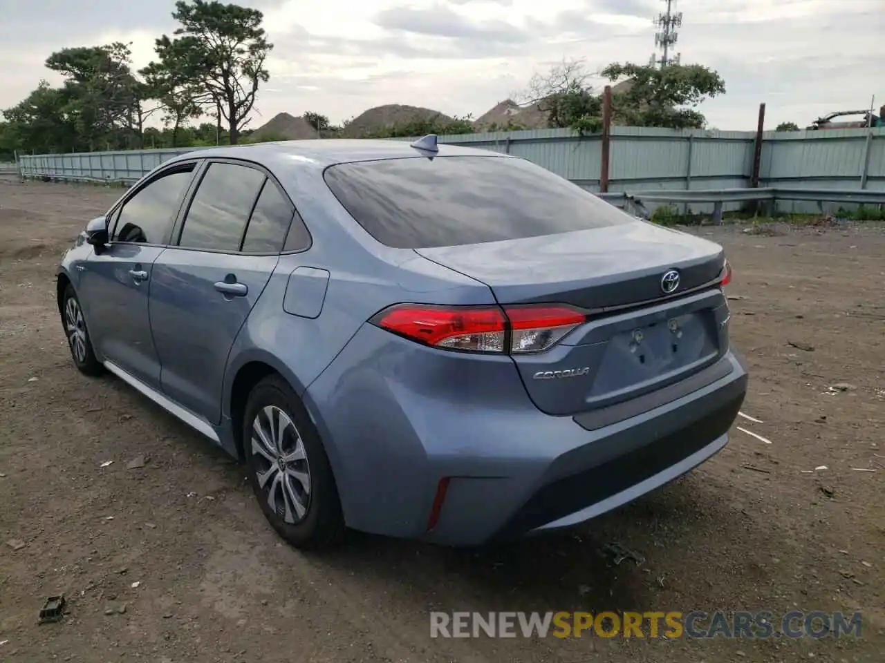 3 Photograph of a damaged car JTDEAMDE8MJ023302 TOYOTA COROLLA 2021