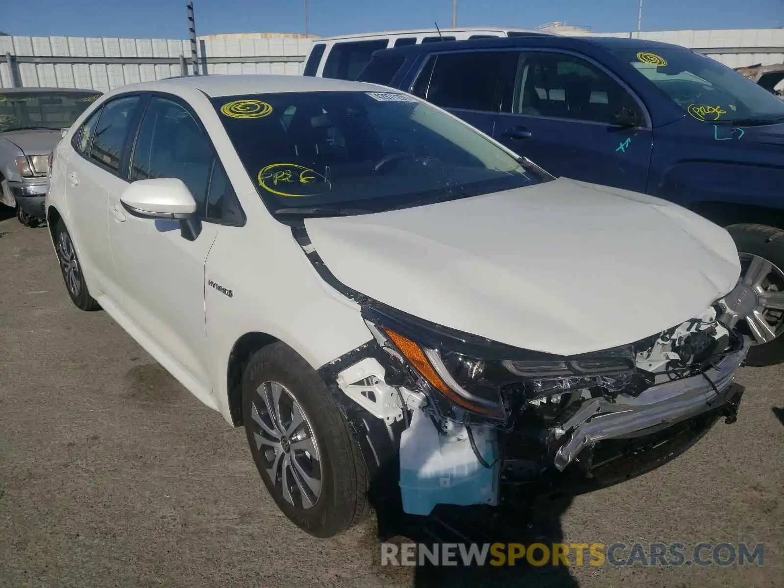 1 Photograph of a damaged car JTDEAMDE8MJ025115 TOYOTA COROLLA 2021