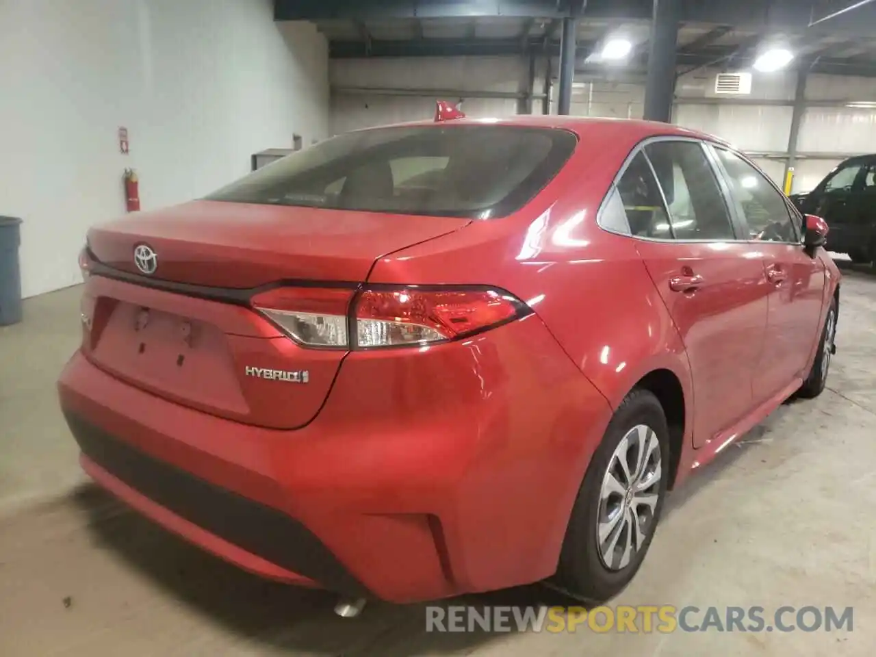 4 Photograph of a damaged car JTDEAMDE8MJ025163 TOYOTA COROLLA 2021