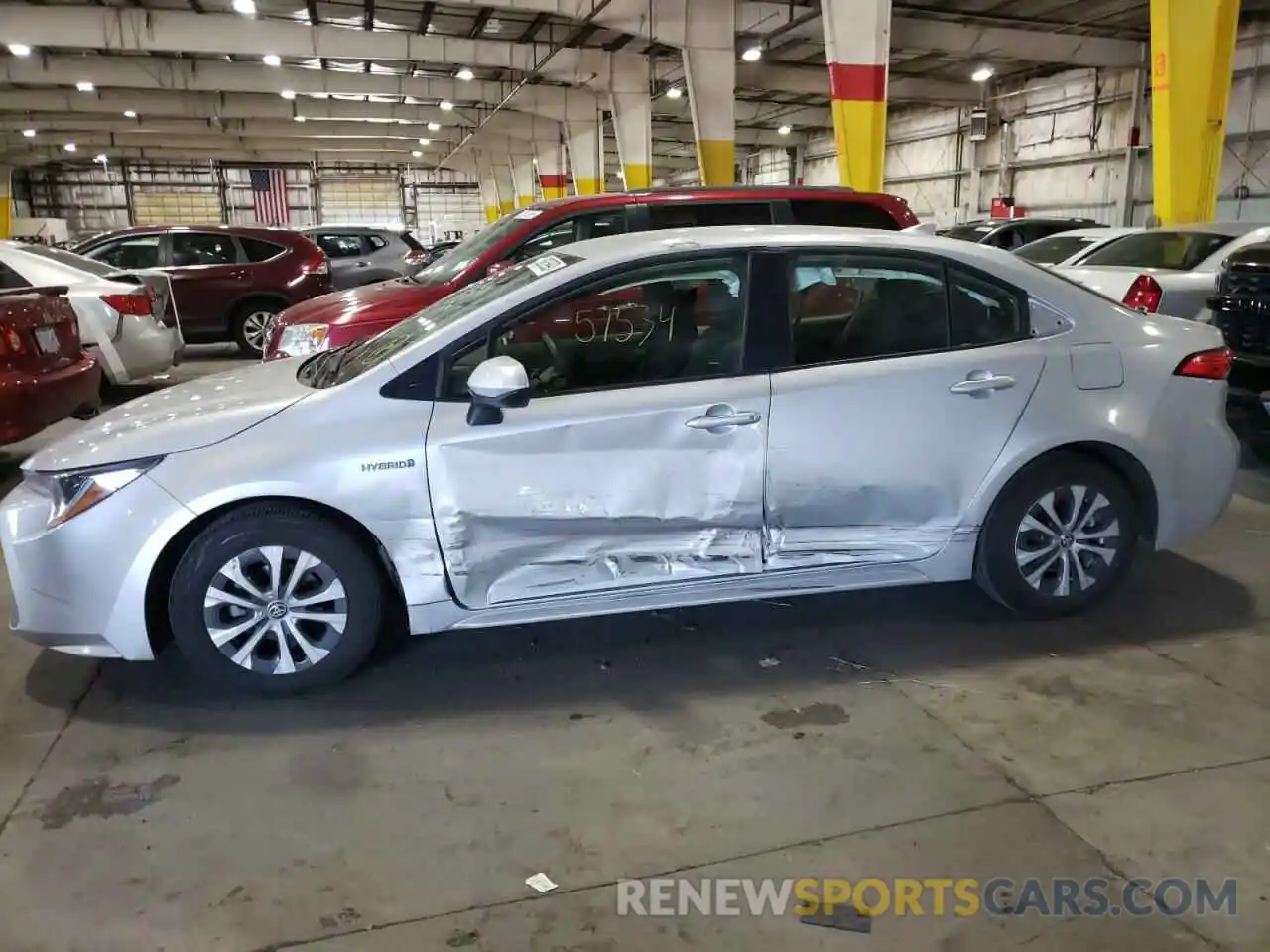 9 Photograph of a damaged car JTDEAMDE8MJ025339 TOYOTA COROLLA 2021