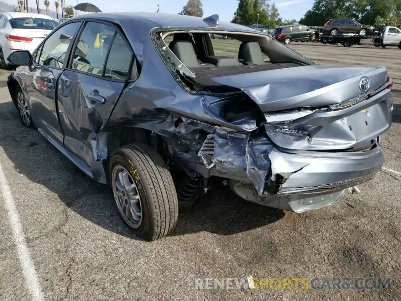 3 Photograph of a damaged car JTDEAMDE8MJ027818 TOYOTA COROLLA 2021