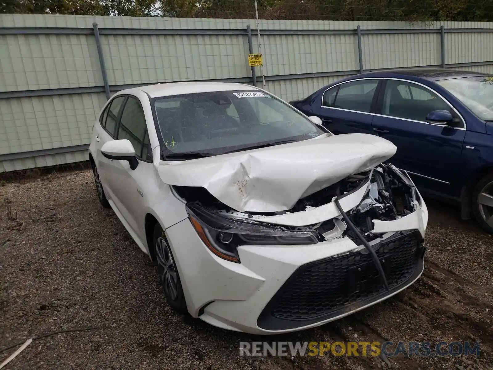 1 Photograph of a damaged car JTDEAMDE8MJ028290 TOYOTA COROLLA 2021