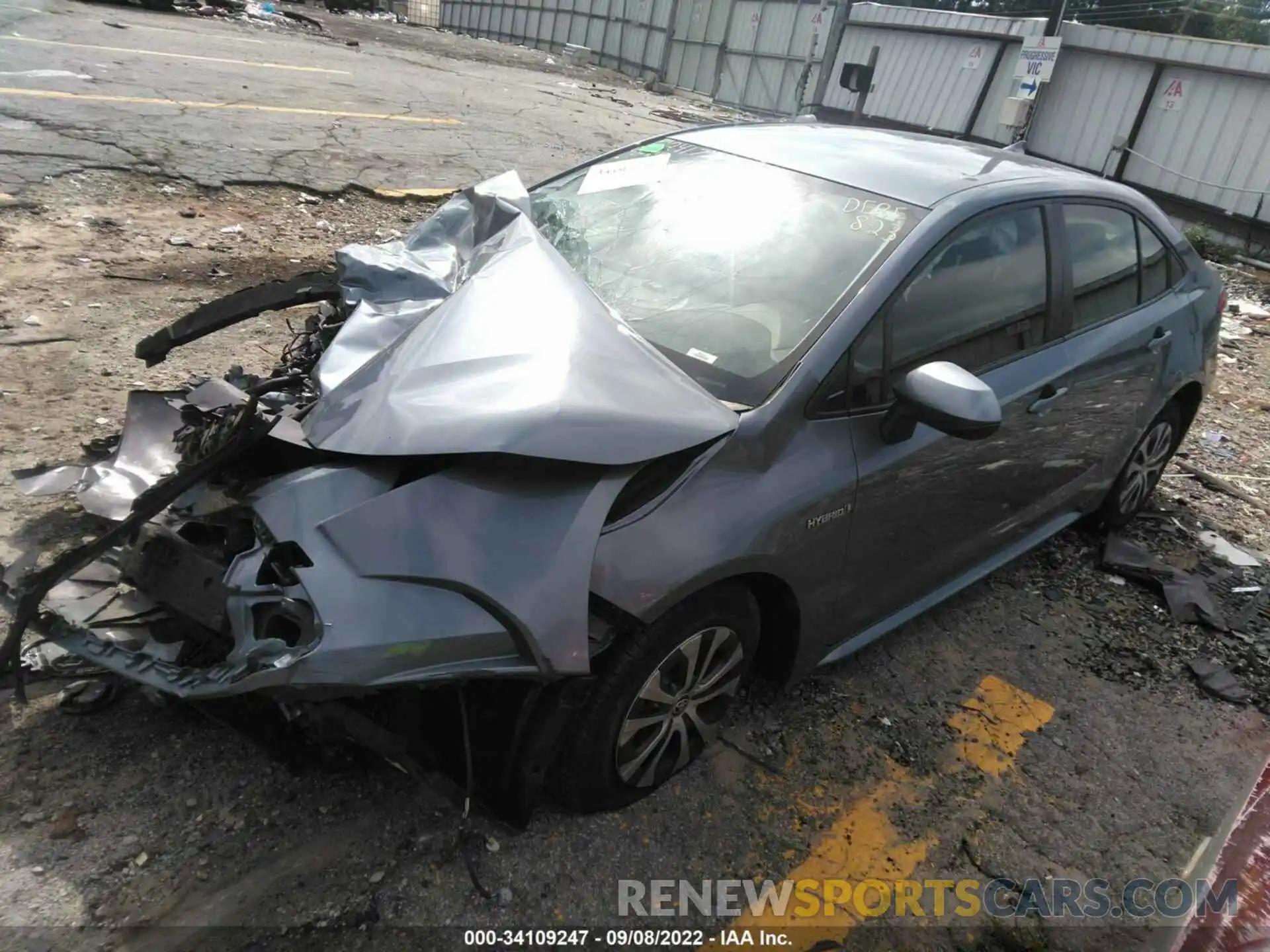 2 Photograph of a damaged car JTDEAMDE8MJ028371 TOYOTA COROLLA 2021