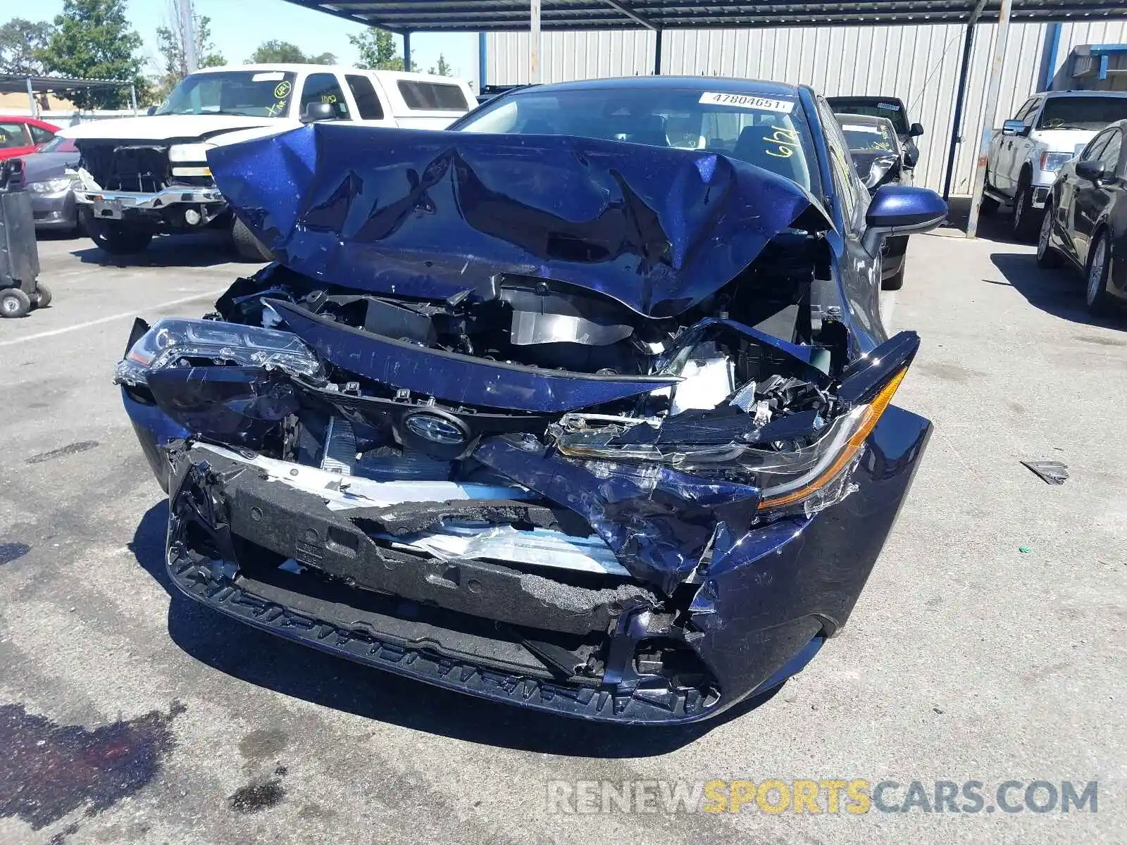 9 Photograph of a damaged car JTDEAMDE8MJ033554 TOYOTA COROLLA 2021