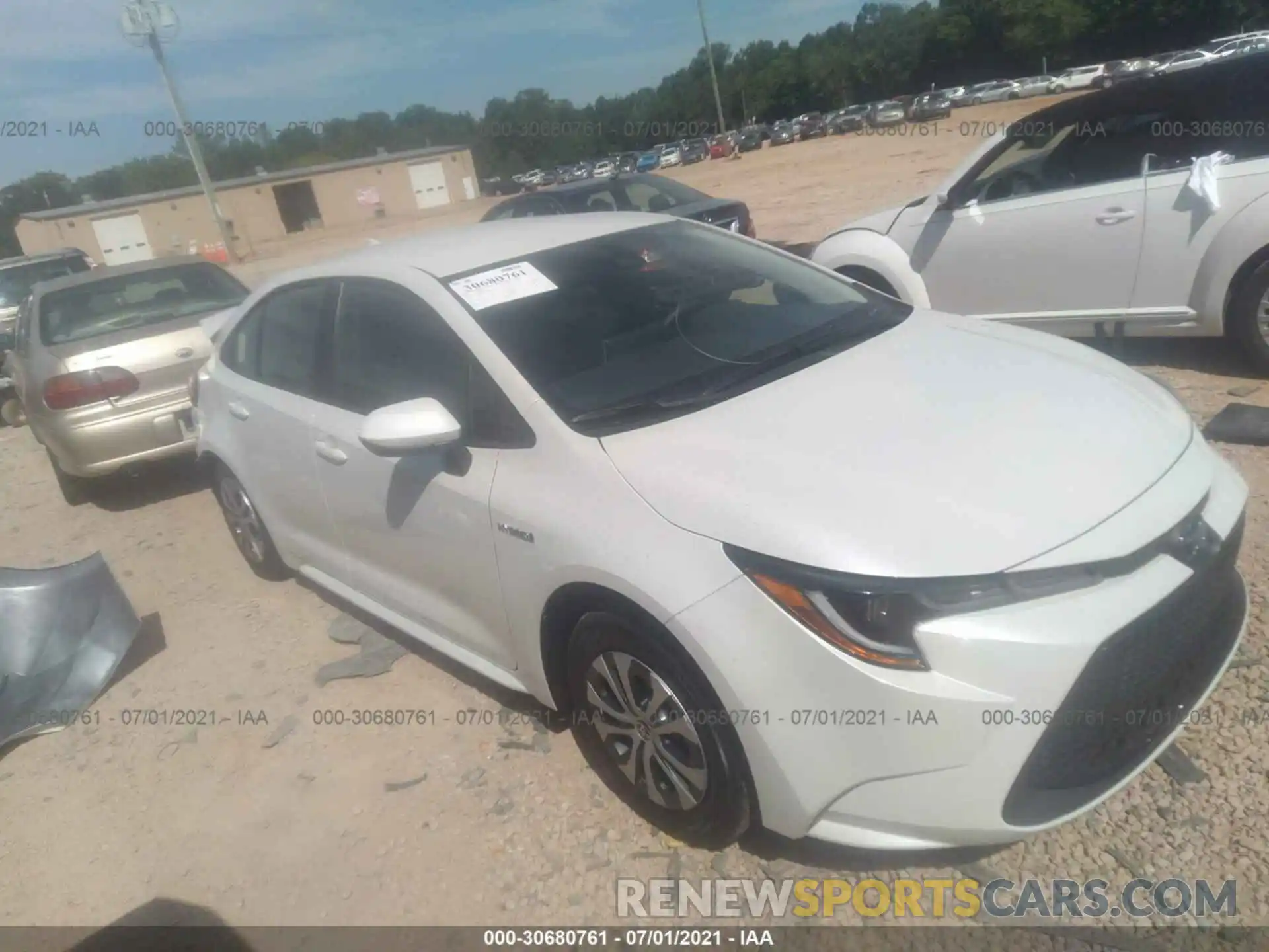 1 Photograph of a damaged car JTDEAMDE8MJ033795 TOYOTA COROLLA 2021